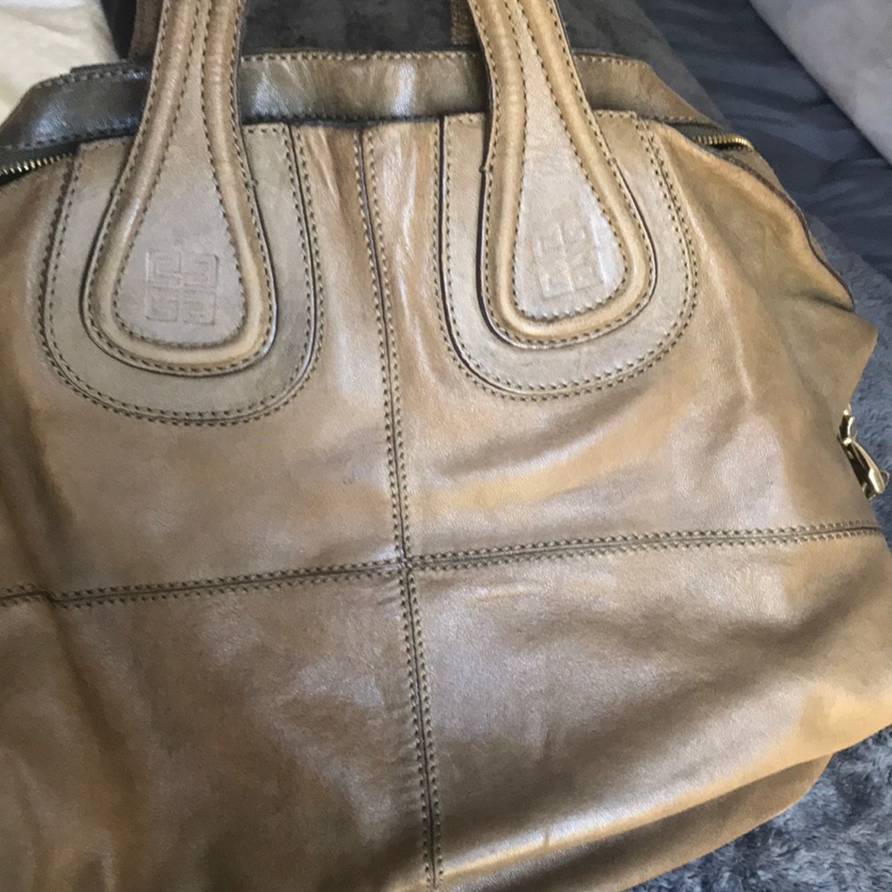 100% Auth Givenchy Olive Green purse